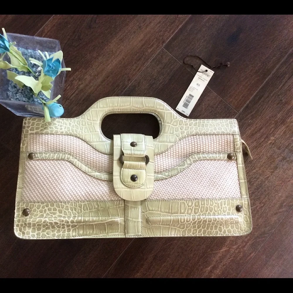 Tre Vero Mixed Media Croc Leather, Woven Handbag Pale Green